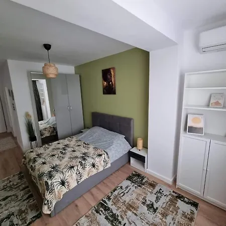 Lägenhet Apartament 2 - Studio Cluj-Napoca